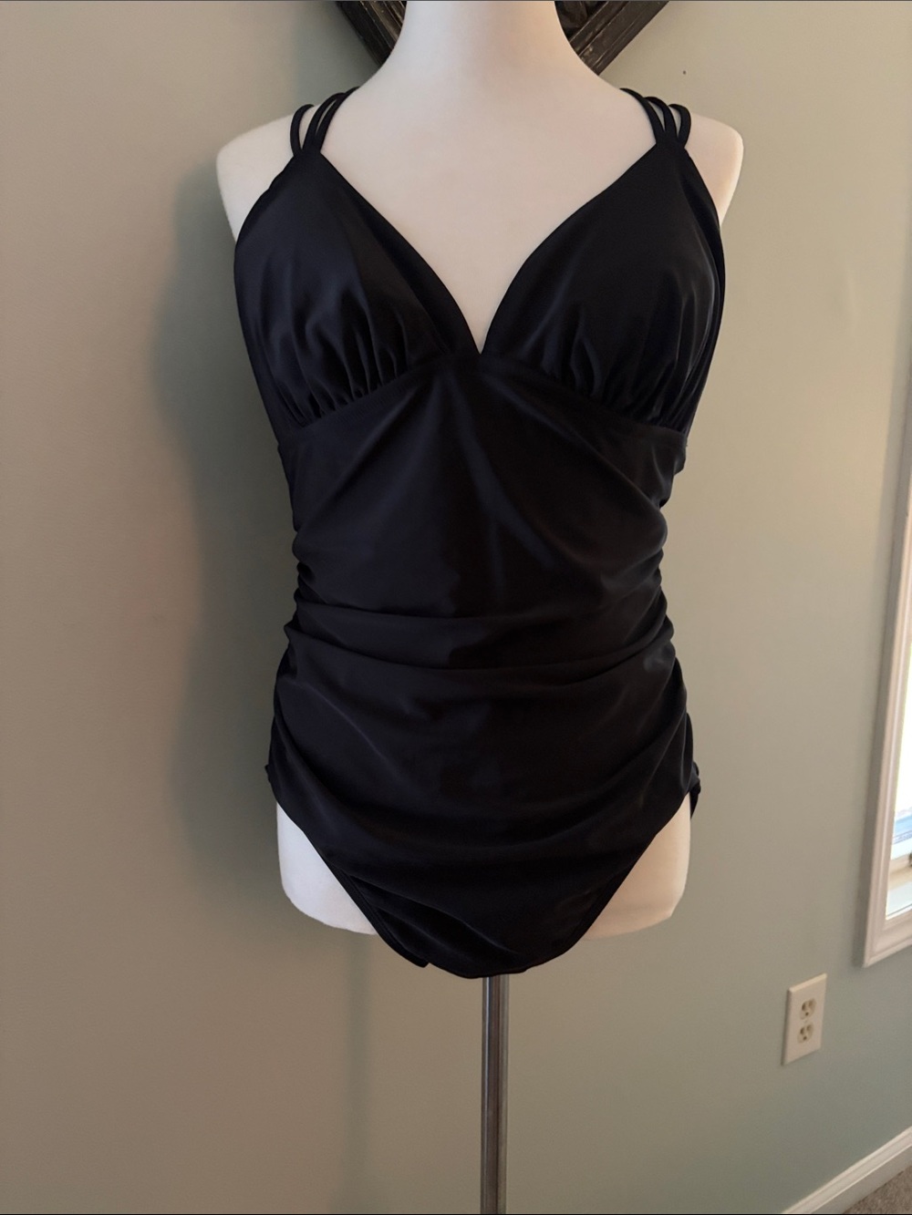 Merona women’s black one piece bathing suit